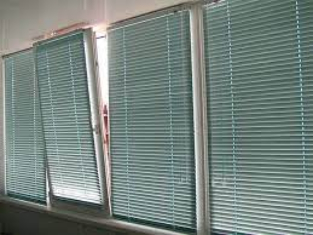 reluxa, reluxa Pécs, árnyékoló, árnyékoló Pécs, árnyékolás, árnyékolás Pécs, belső árnyékoló, belső árnyékoló Pécs