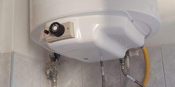 Ablak-uj-nyilaszaro-pecs-ridsolutions-muanyagablak-komuvesvisszajavitas-gaz-bojler-melegviz2 Ablak-uj-nyilaszaro-pecs-ridsolutions-muanyagablak-komuvesvisszajavitas-gaz-bojler-melegviz2