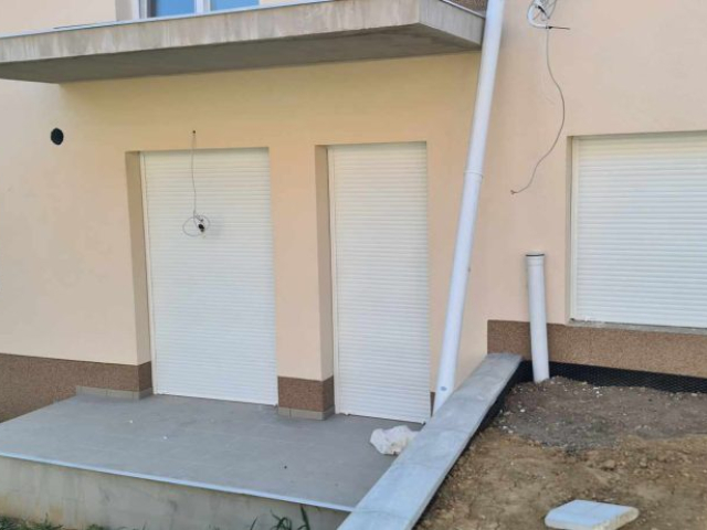 athidalotokosredony-beltartalom-szunyoghalo-ridsolutionskft-pecs-redony-mobilszunyoghalo-feher