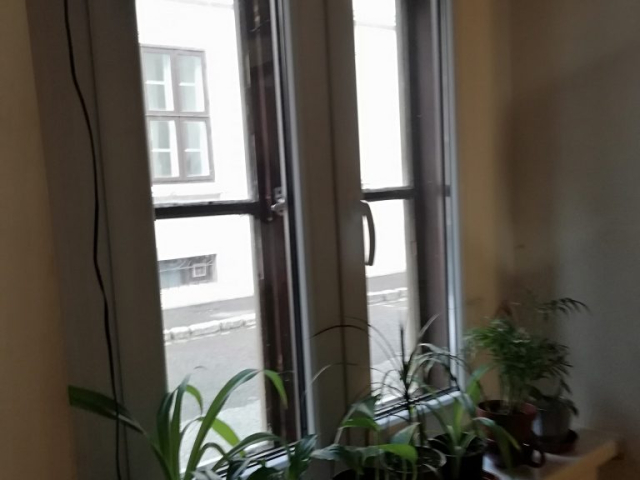 műanyag-nyílászáró-ridsolutionskft-pécs-dió-fóliás-erkélyajtó-ablak-hőszigeteltüveg-műemlék