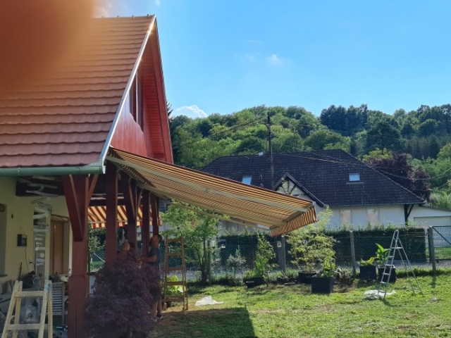 napellenző, napellenző Pécs, könyökkaros napellenző, könyökkaros napellenző Pécs