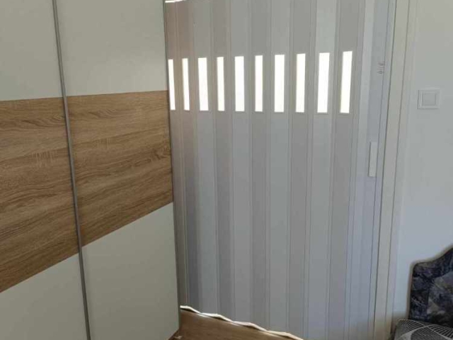 harmonika ajtó, harmonika ajtó Pécs, térelválasztó, térelválasztó Pécs